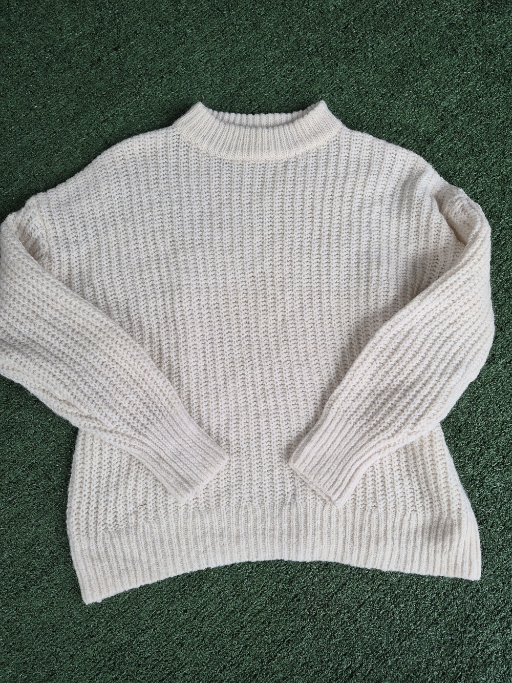 Old Navy Cream Chunky Turtleneck Sweater
